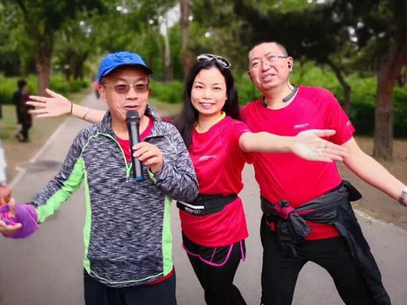 “為愛奔跑”法律人跑團走進沈陽 領(lǐng)略律師別樣風采